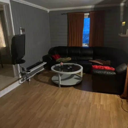 Ferienhaus Hus I Olderfjord Lyngværet