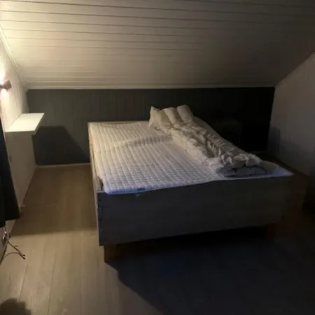Nyaraló Hus I Olderfjord *
